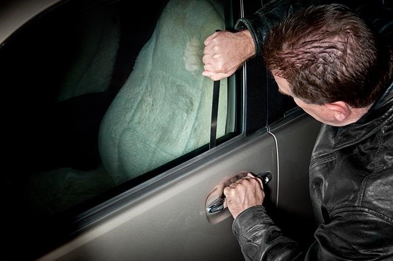 auto ukseluku avamine / Открытие замков